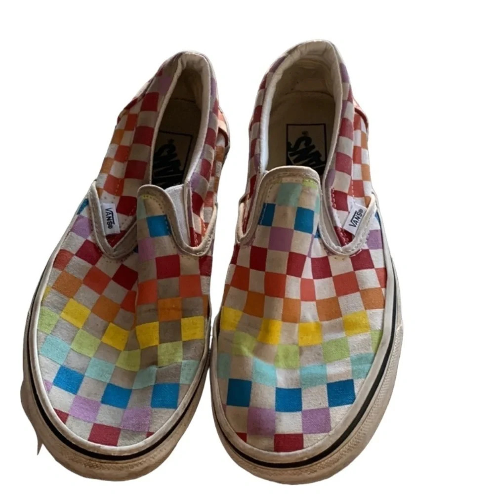 Rainbow Checkered Vans men’s size 6